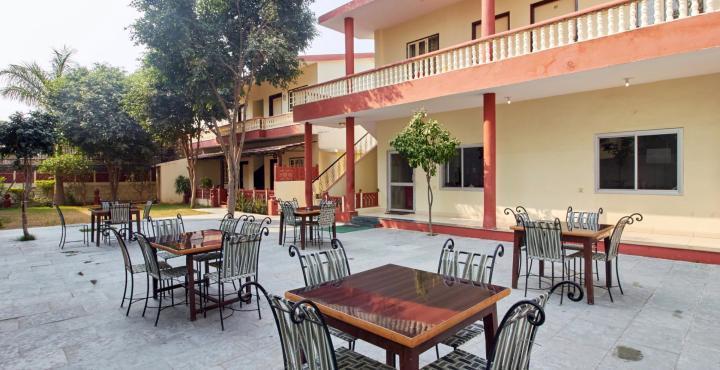 Tiger Safari Resort Sawai Madhopur Buitenkant foto